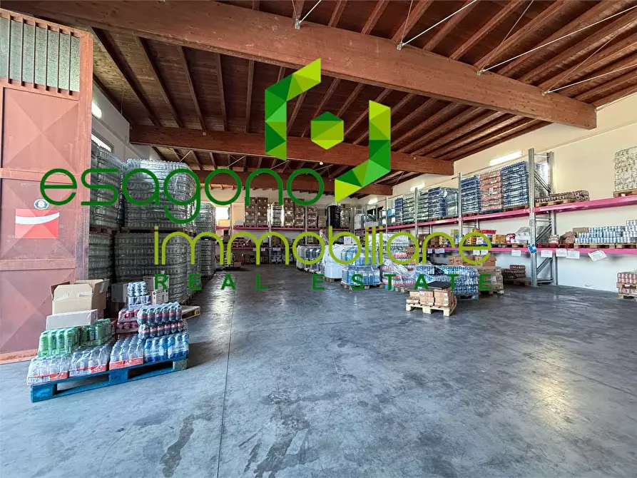 Immagine 6 di Capannone industriale in affitto  a Siracusa