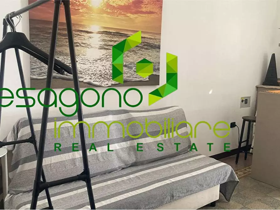 Immagine 11 di Appartamento in vendita  in Via Larga a Siracusa