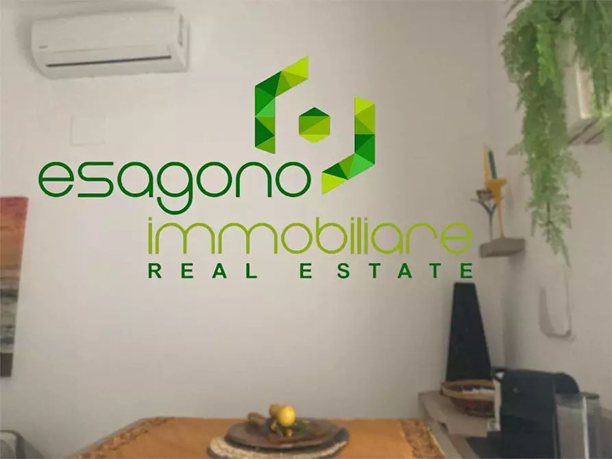 Immagine 25 di Appartamento in vendita  in Via Larga a Siracusa