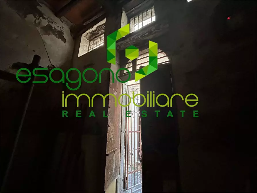 Immagine 4 di Negozio in vendita  a Siracusa