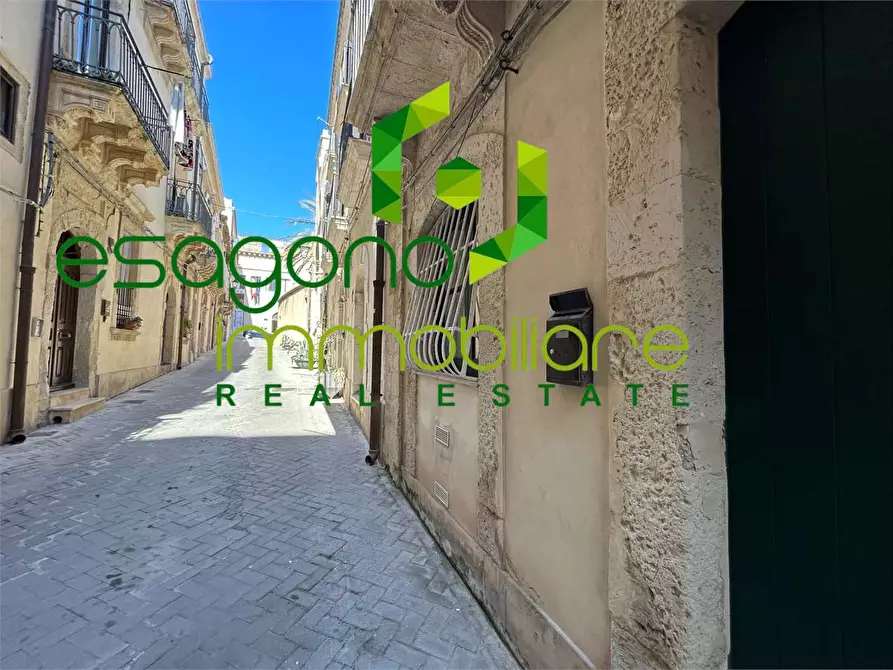 Immagine 11 di Appartamento in vendita  a Siracusa