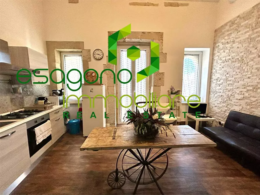 Immagine 1 di Appartamento in vendita  a Siracusa