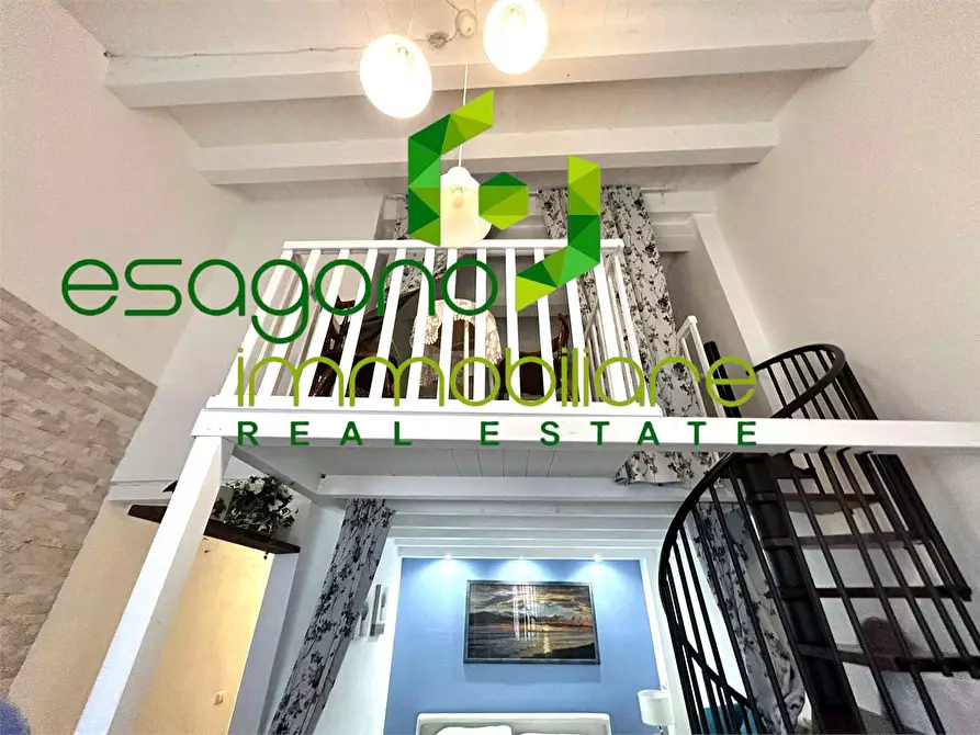 Immagine 5 di Appartamento in vendita  a Siracusa