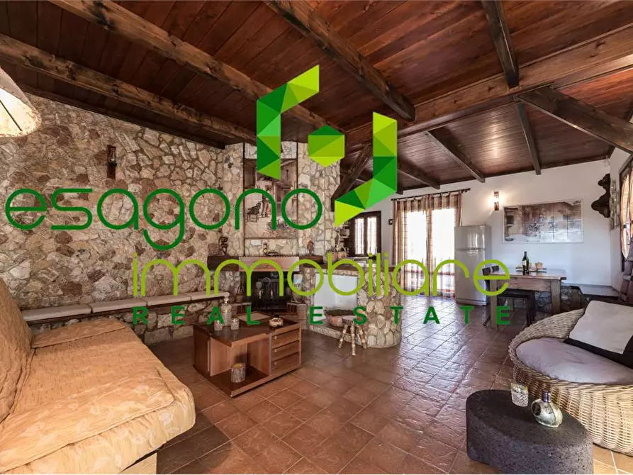 Immagine 7 di Villa in vendita  a Chiaramonte Gulfi