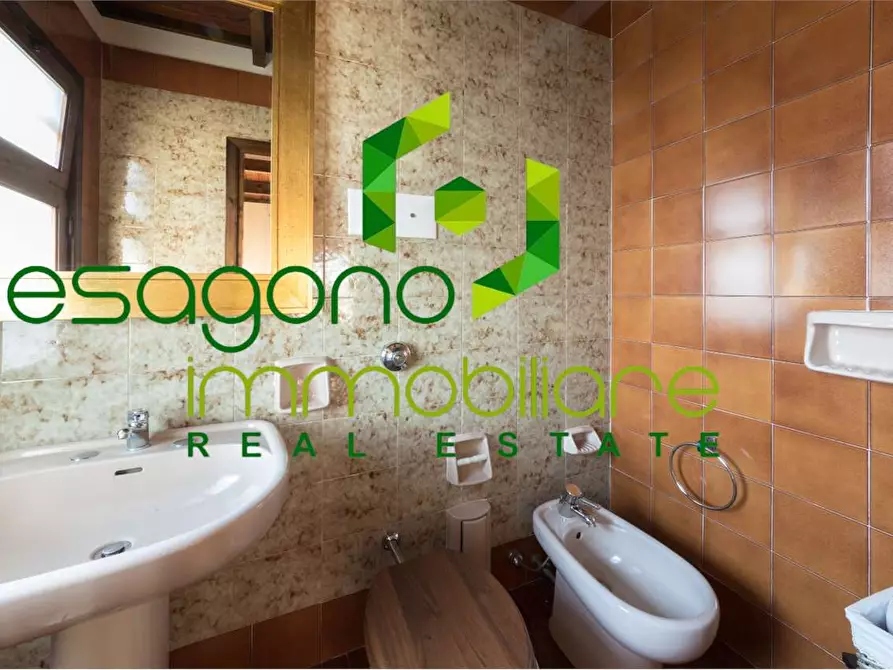 Immagine 11 di Villa in vendita  a Chiaramonte Gulfi