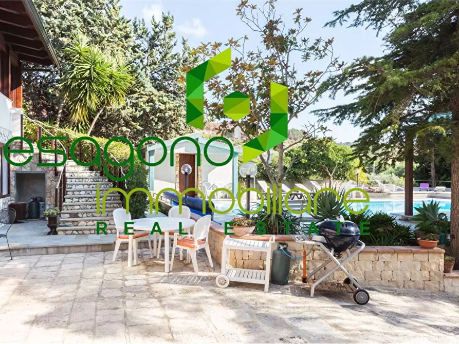 Immagine 15 di Villa in vendita  a Chiaramonte Gulfi