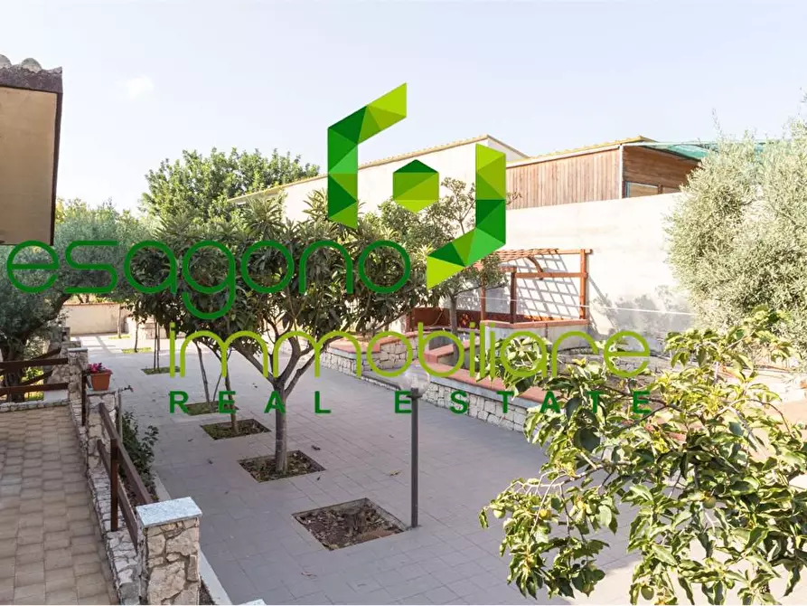 Immagine 16 di Villa in vendita  a Chiaramonte Gulfi