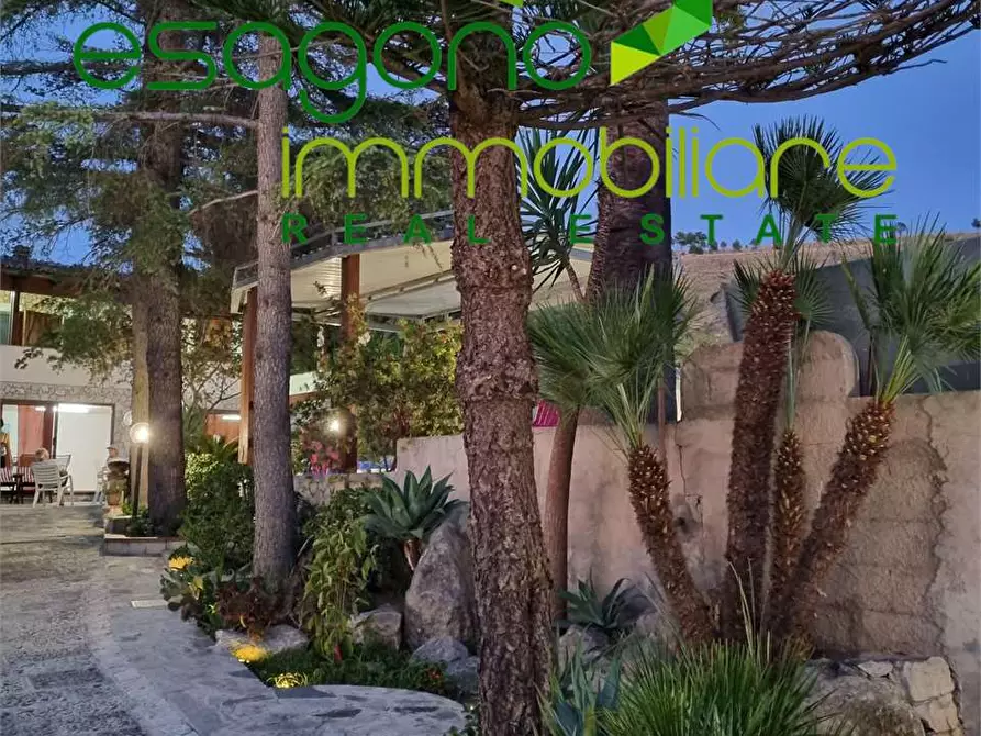 Immagine 19 di Villa in vendita  a Chiaramonte Gulfi