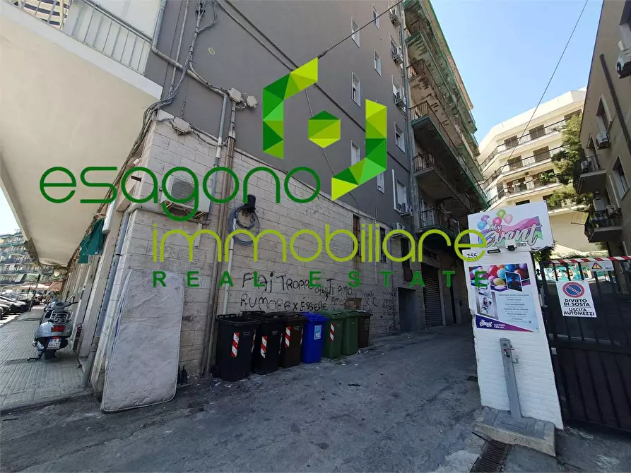 Immagine 2 di Garage in vendita  a Siracusa