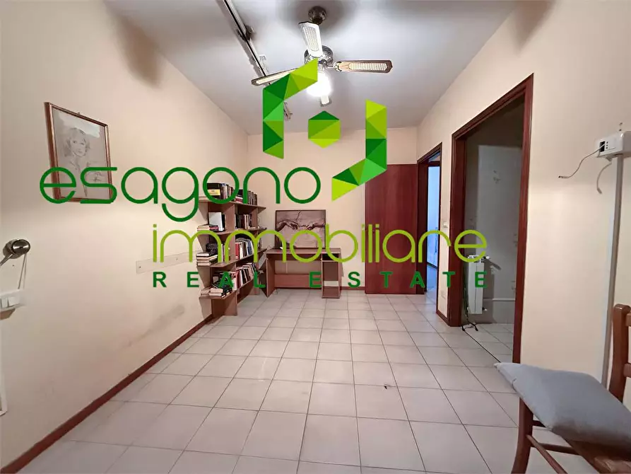 Immagine 15 di Appartamento in vendita  a Siracusa