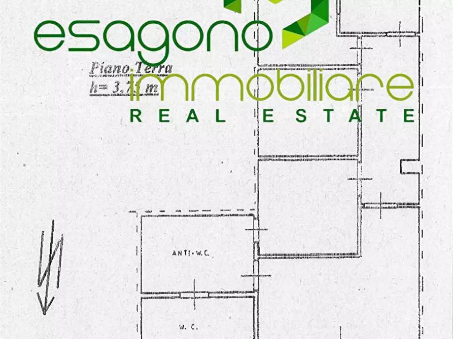 Immagine 16 di Negozio in vendita  a Siracusa