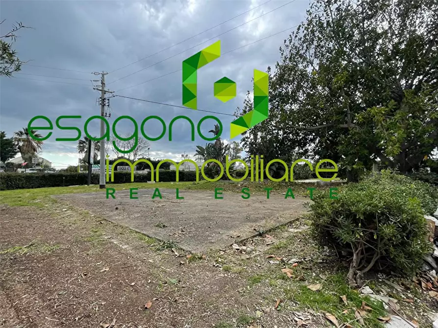 Immagine 3 di Capannone industriale in vendita  a Siracusa