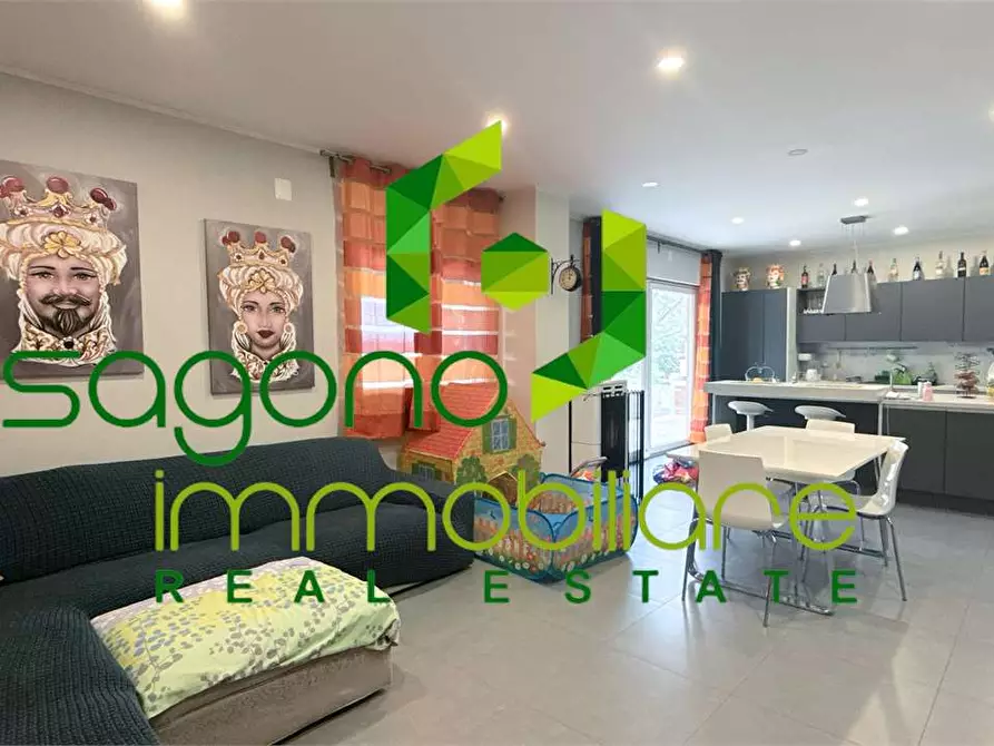 Immagine 2 di Villa in vendita  a Siracusa