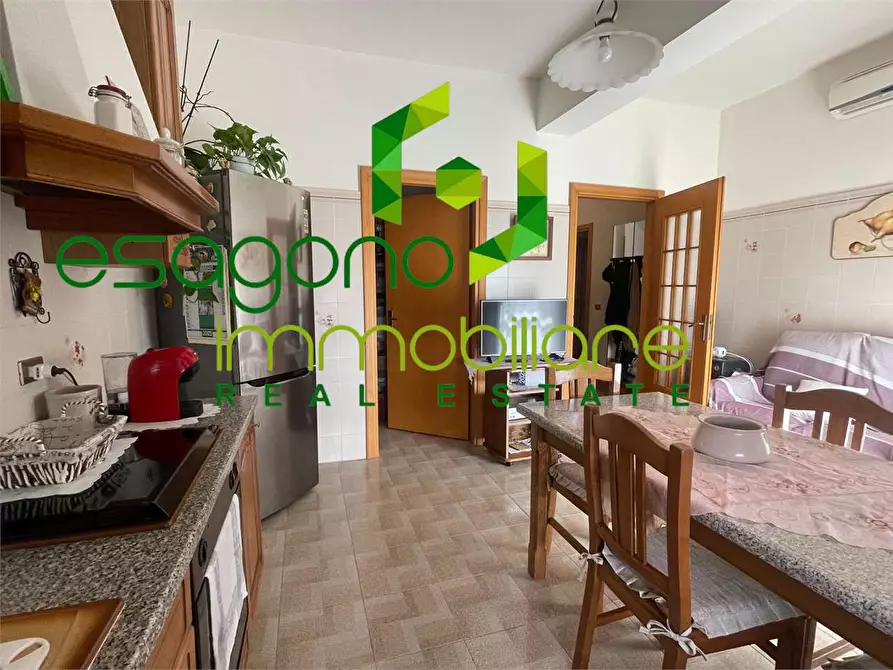 Immagine 13 di Appartamento in vendita  a Melilli