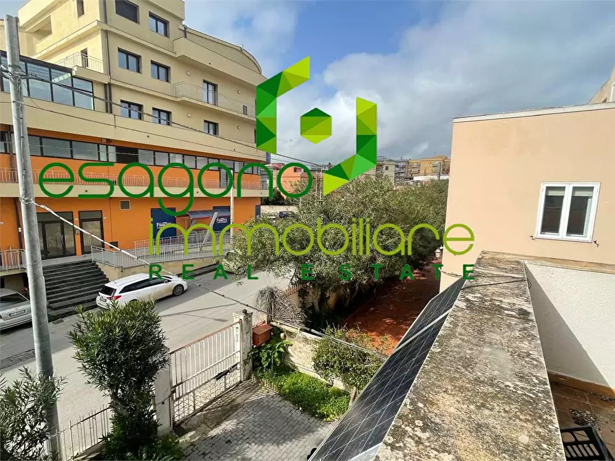 Immagine 21 di Appartamento in vendita  a Siracusa