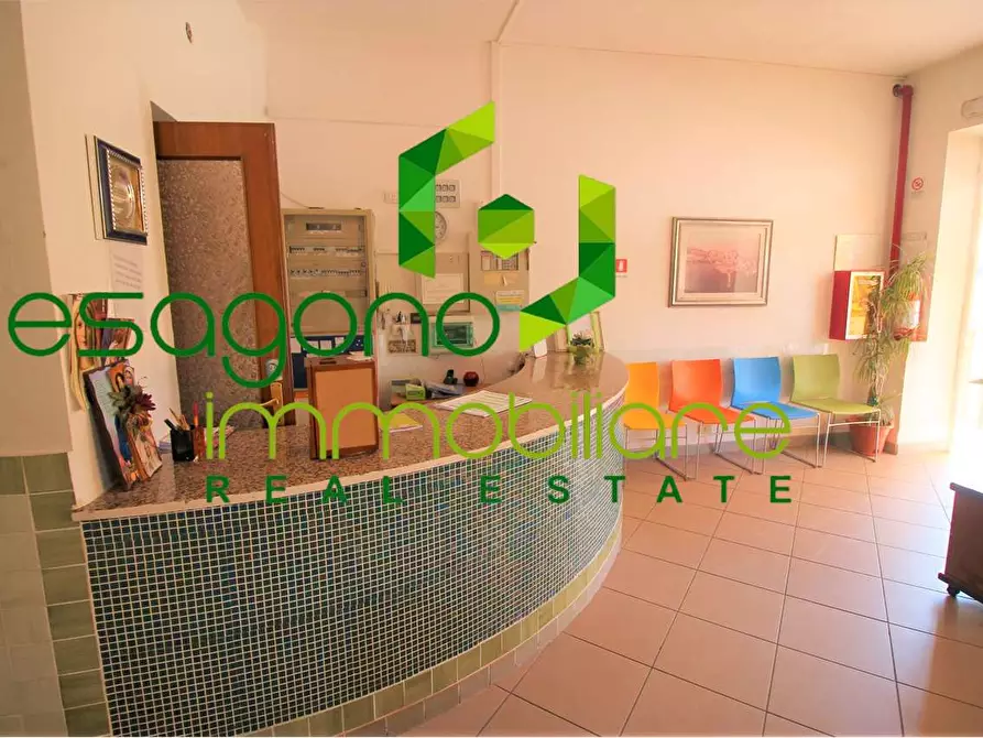 Immagine 4 di Villa in vendita  a Siracusa