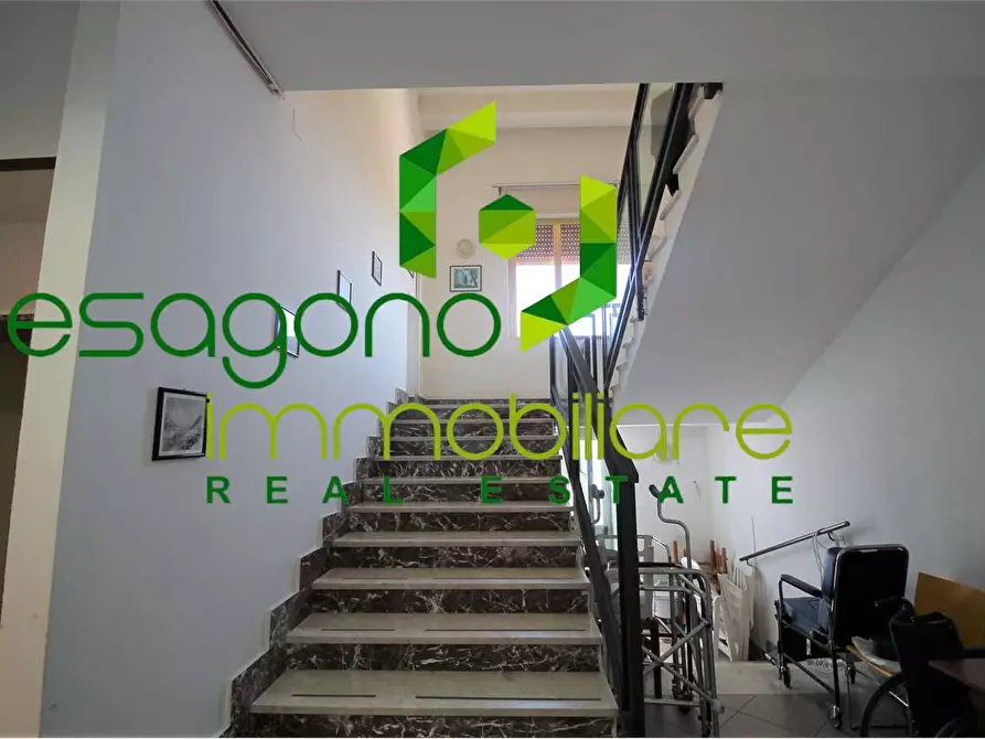 Immagine 9 di Villa in vendita  a Siracusa