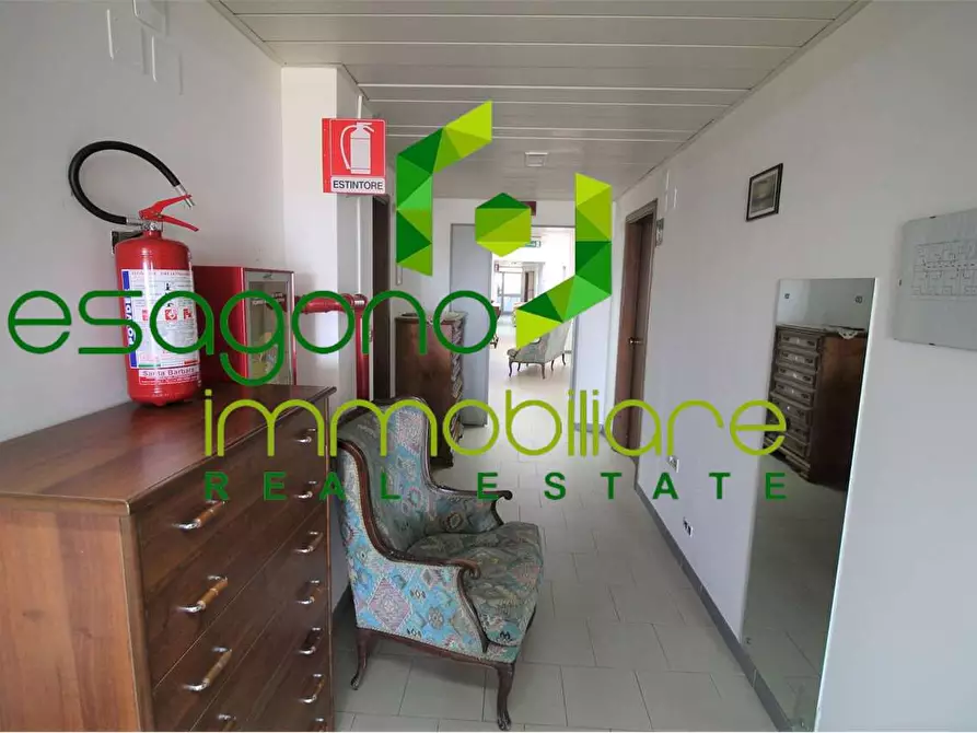 Immagine 21 di Villa in vendita  a Siracusa