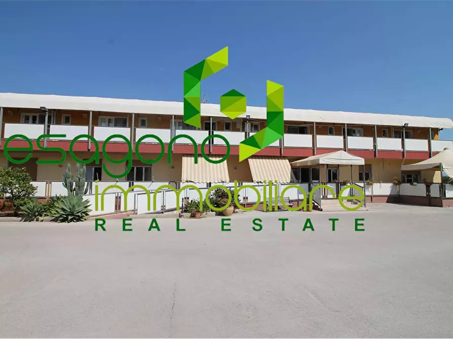 Immagine 27 di Villa in vendita  a Siracusa