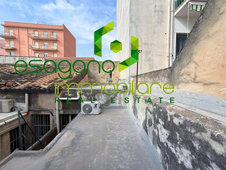 Immagine 3 di Negozio in vendita  a Siracusa