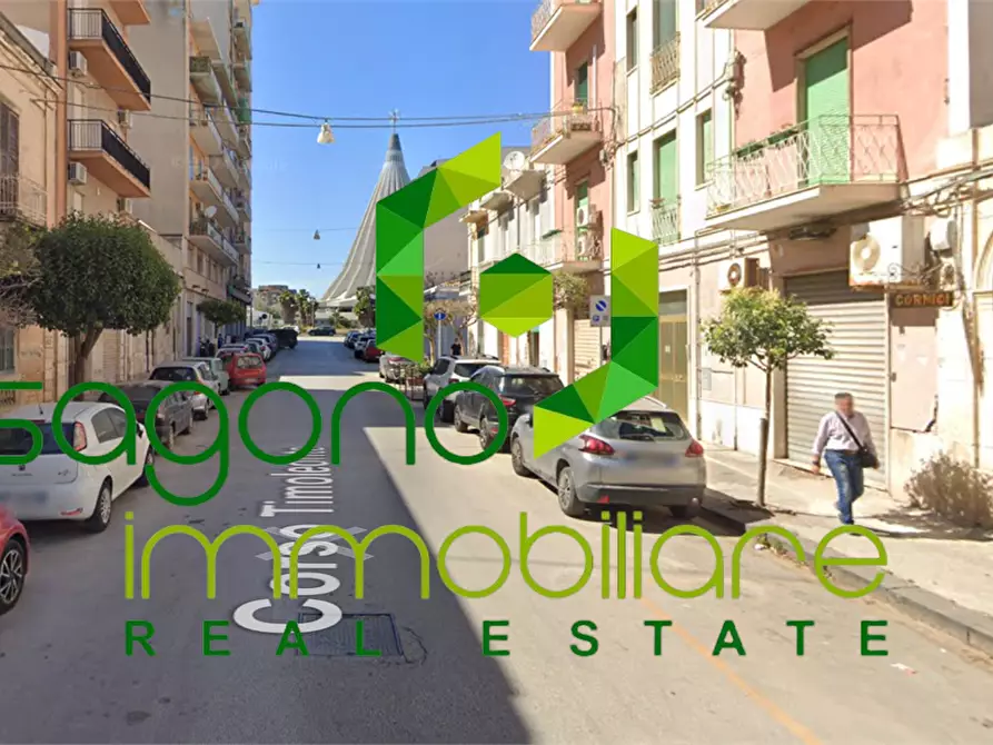 Immagine 12 di Negozio in vendita  a Siracusa