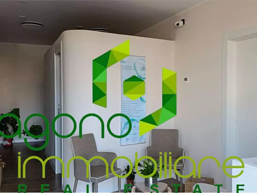 Immagine 2 di Negozio in vendita  a Siracusa