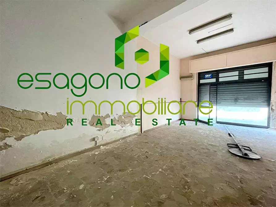 Immagine 3 di Negozio in vendita  a Siracusa