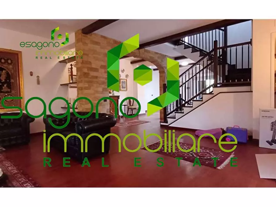 Immagine 3 di Villa in vendita  a Siracusa