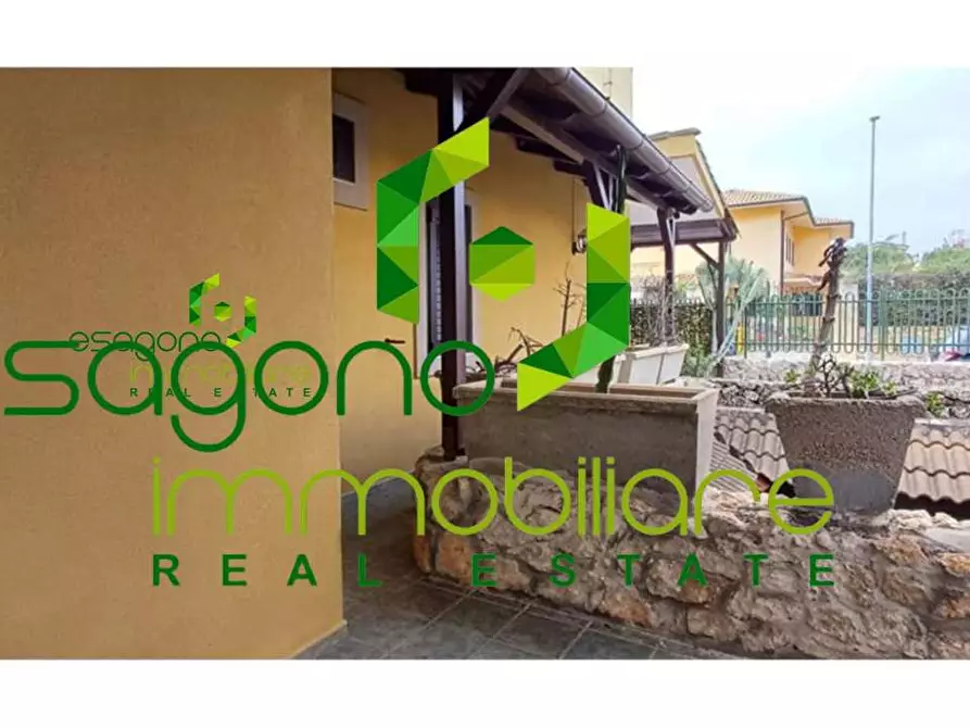 Immagine 6 di Villa in vendita  a Siracusa