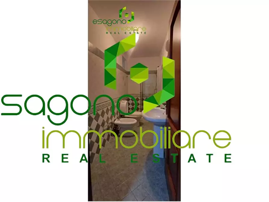 Immagine 11 di Villa in vendita  a Siracusa