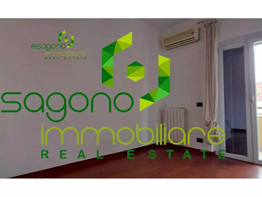 Immagine 14 di Villa in vendita  a Siracusa