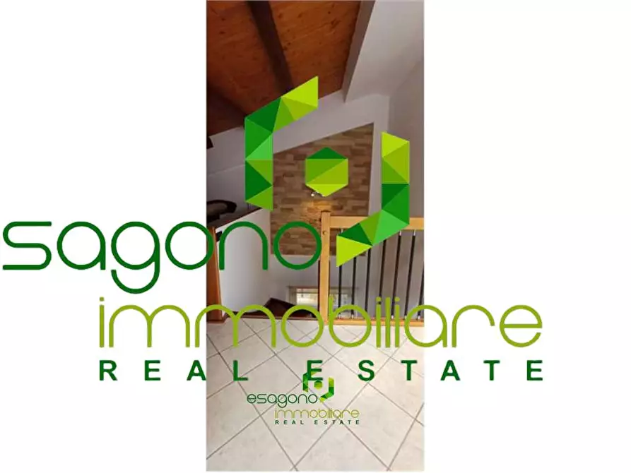 Immagine 26 di Villa in vendita  a Siracusa