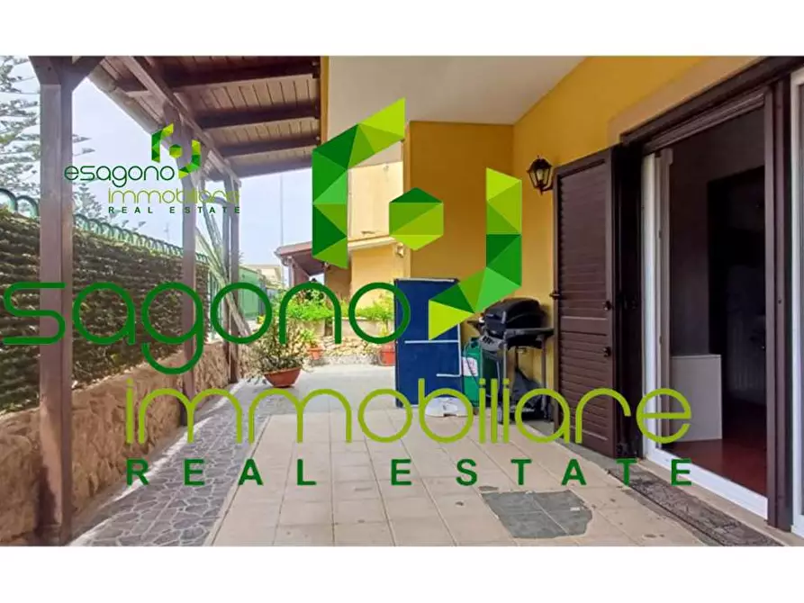 Immagine 29 di Villa in vendita  a Siracusa