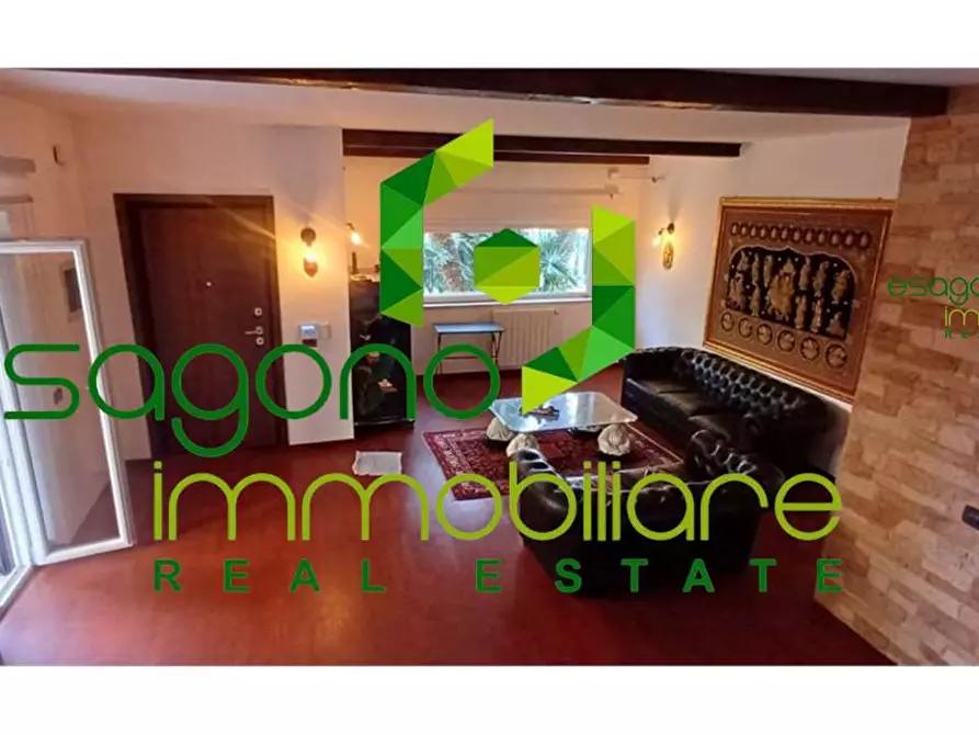 Immagine 31 di Villa in vendita  a Siracusa