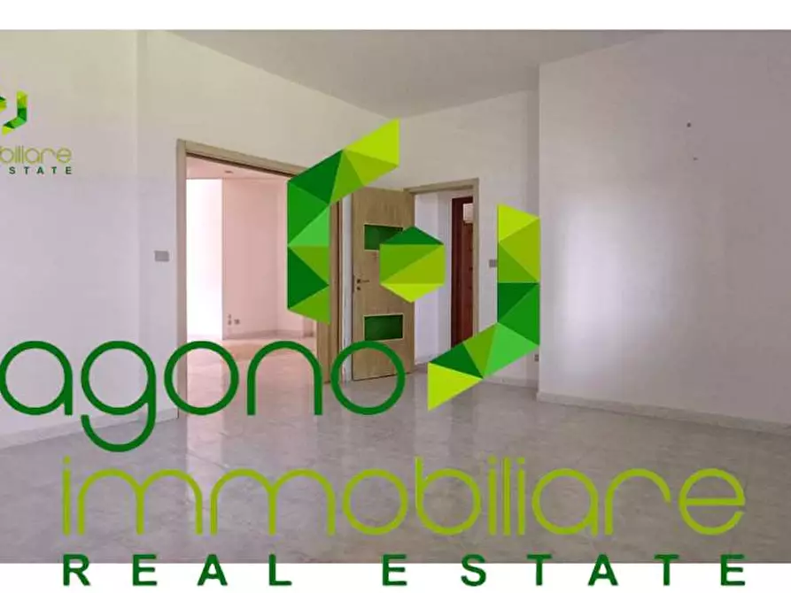 Immagine 13 di Appartamento in vendita  a Siracusa