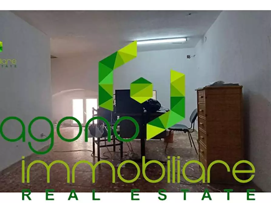 Immagine 2 di Negozio in vendita  a Siracusa