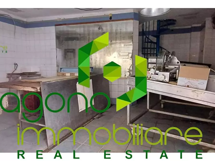 Immagine 7 di Negozio in vendita  a Siracusa