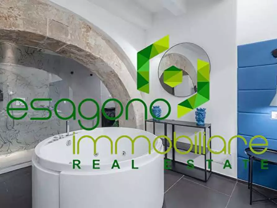 Immagine 3 di Appartamento in vendita  in Piazza del Precursore a Siracusa