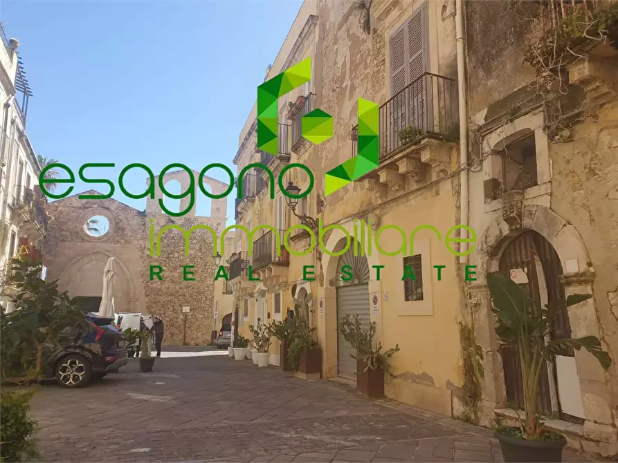 Immagine 9 di Appartamento in vendita  in Piazza del Precursore a Siracusa