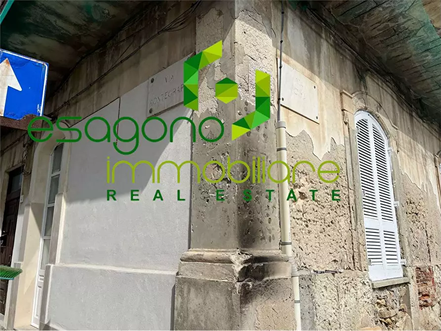 Immagine 28 di Appartamento in vendita  in via Montegrappa a Siracusa