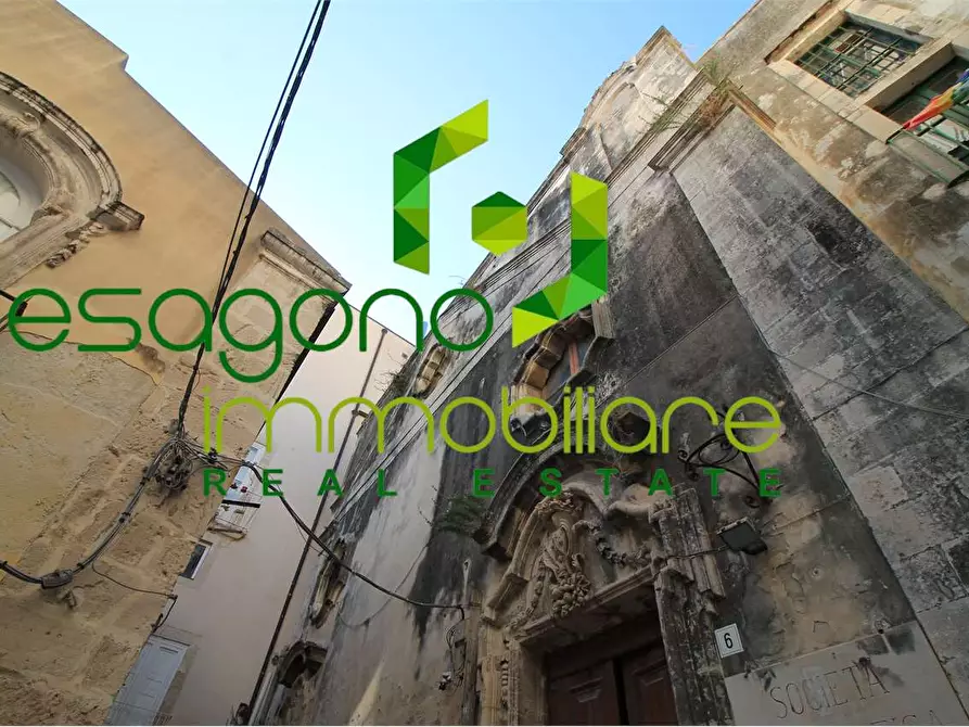 Immagine 4 di Stabile in vendita  in Piazza Archimede a Siracusa