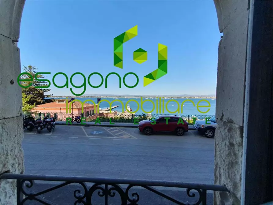 Immagine 15 di Appartamento in vendita  a Siracusa