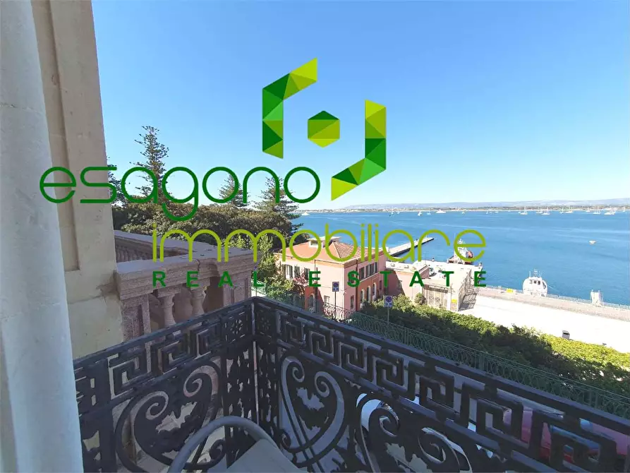 Immagine 1 di Appartamento in vendita  a Siracusa