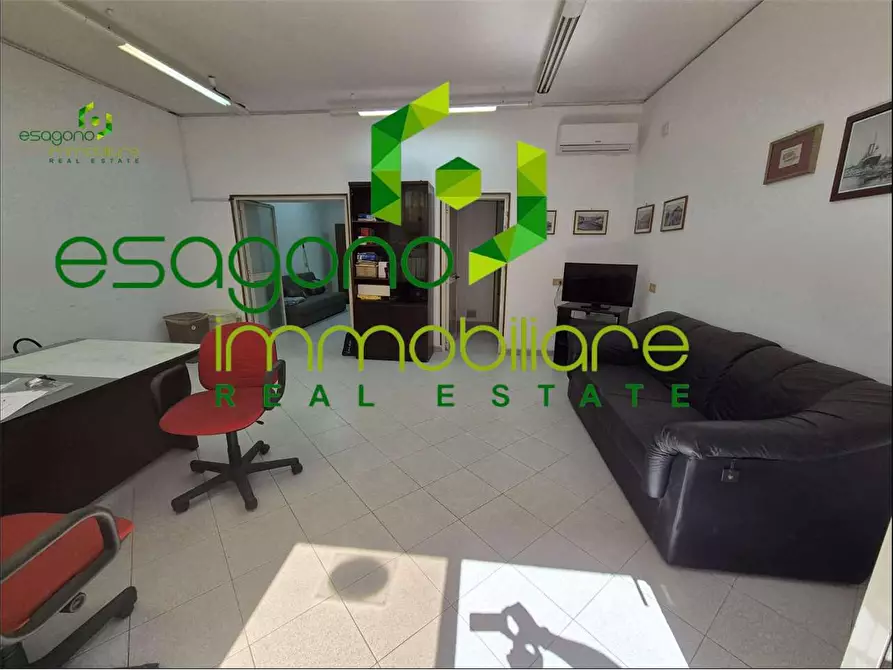 Immagine 7 di Trilocale in vendita  a Siracusa