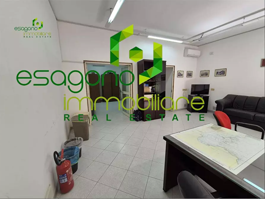 Immagine 12 di Trilocale in vendita  a Siracusa