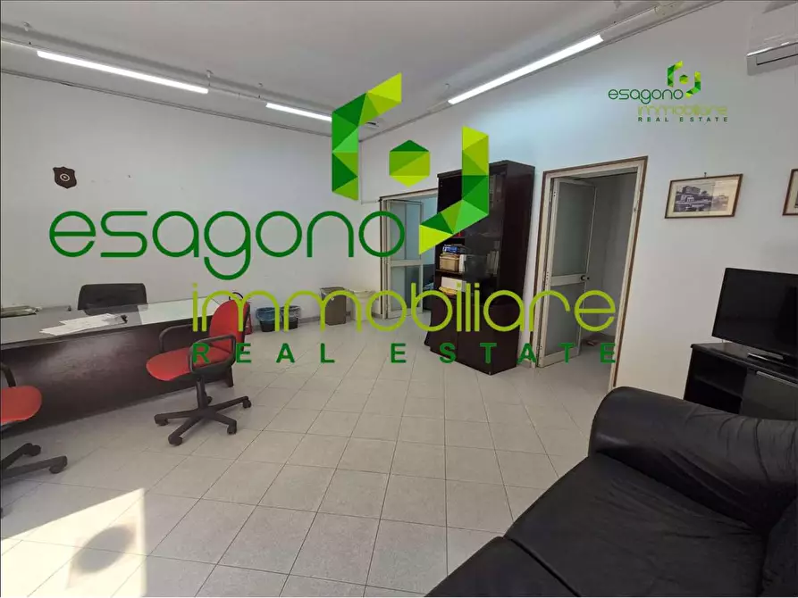 Immagine 13 di Trilocale in vendita  a Siracusa