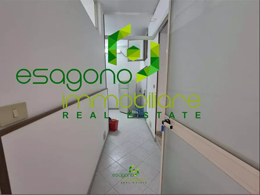 Immagine 14 di Trilocale in vendita  a Siracusa