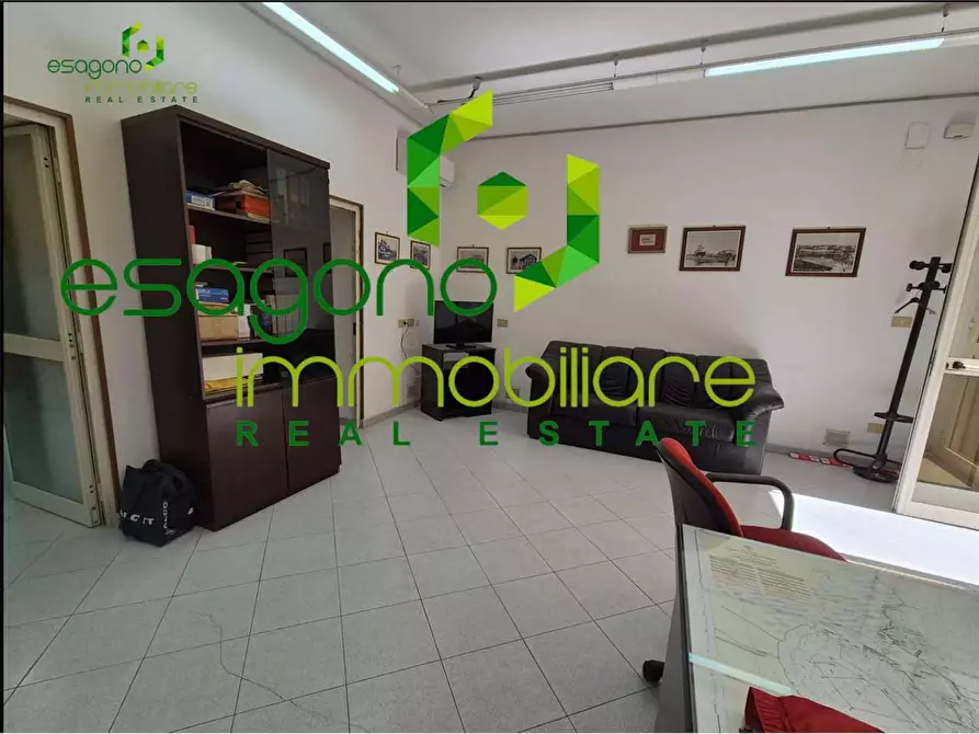 Immagine 18 di Trilocale in vendita  a Siracusa