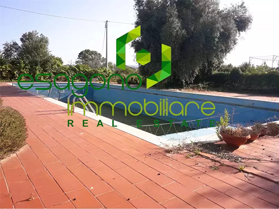 Immagine 10 di Villa in vendita  in Tivoli a Siracusa