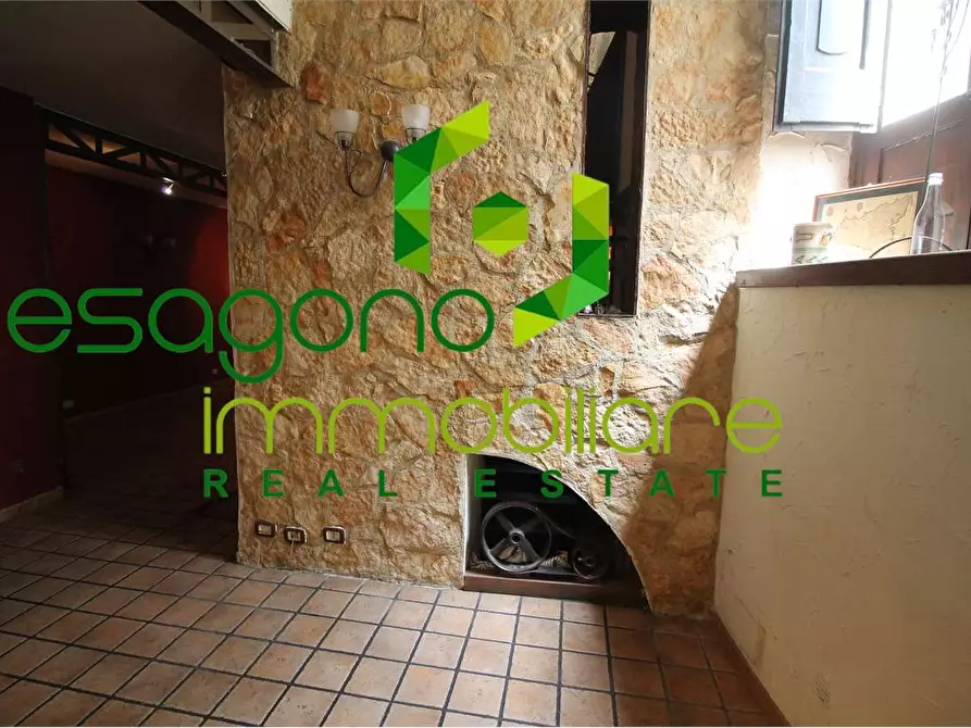 Immagine 3 di Negozio in vendita  in via Macello a Palazzolo Acreide